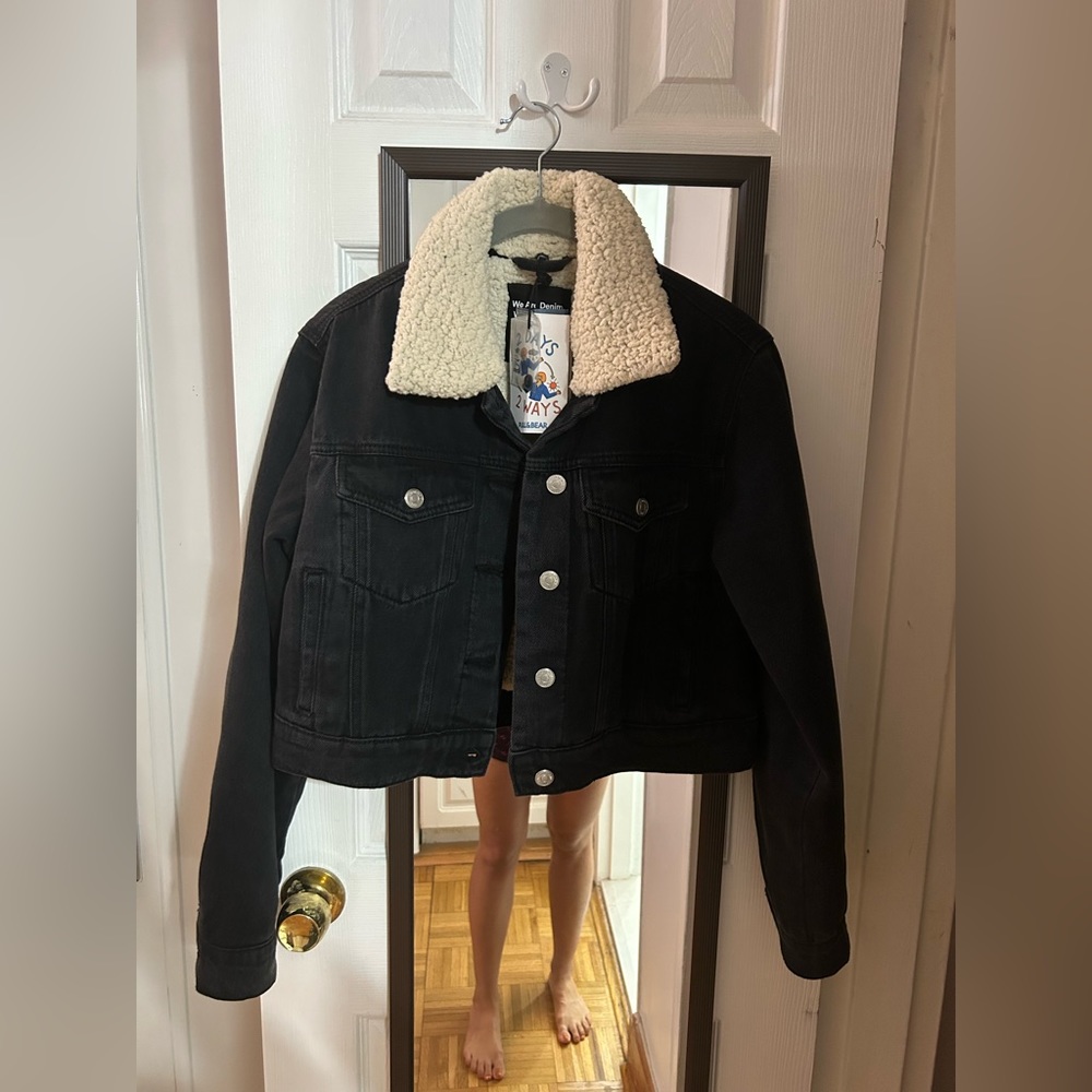 Pull & Bear Black Crop Denim Jacket - Lined inside